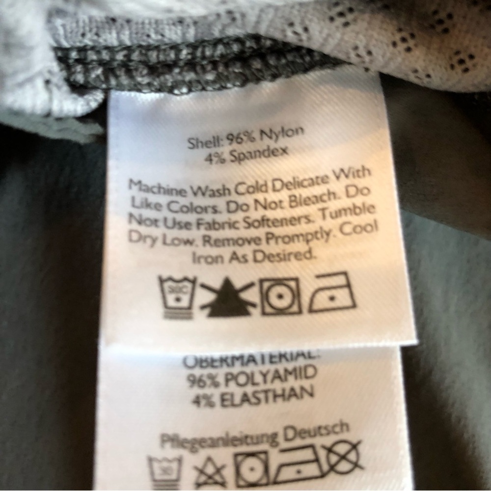 Eddie Bauer Women’s Pants - Picture 6 of 6